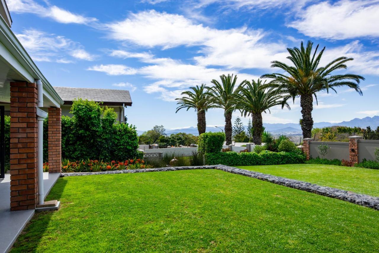 Four Palms Accommodation Durbanville Εξωτερικό φωτογραφία