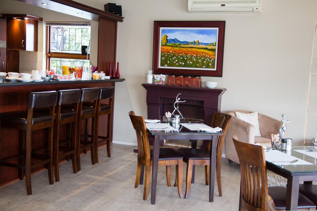 Four Palms Accommodation Durbanville Εξωτερικό φωτογραφία
