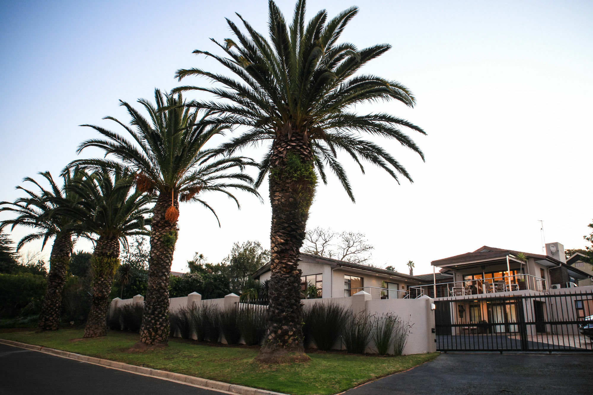 Four Palms Accommodation Durbanville Εξωτερικό φωτογραφία